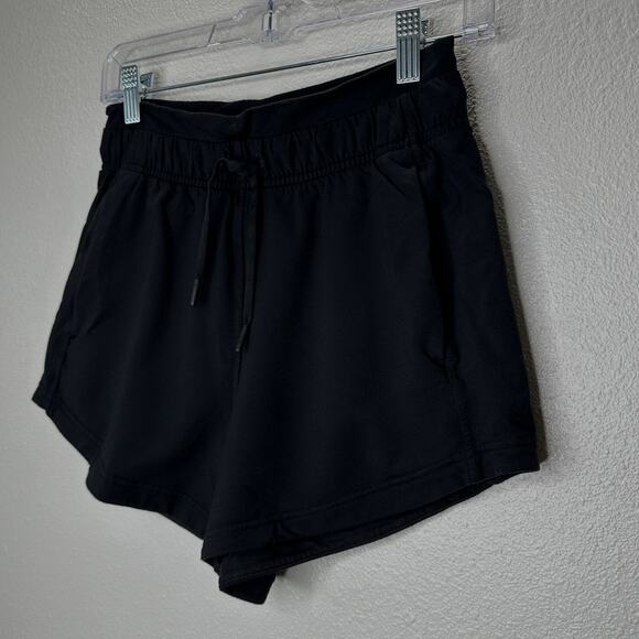 Lululemon Black Drawstring Waist Pocketed Shorts 4 - Picture 1 of 11